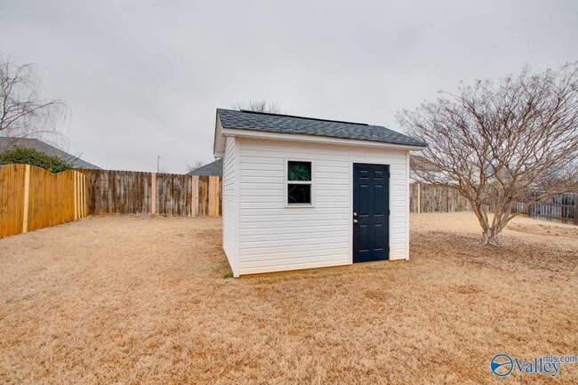 Building Photo - 104 Kings Cross Dr