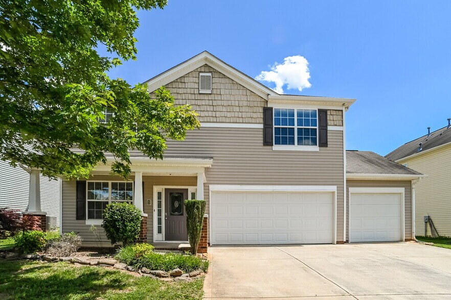 Primary Photo - 4022 Linville Falls Ln