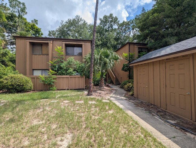 Primary Photo - The Springs Rental