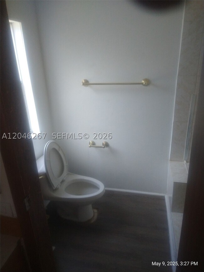 Building Photo - 35250 SW 177th Ct