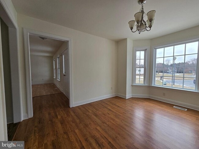 Building Photo - 271 Ashton Ct