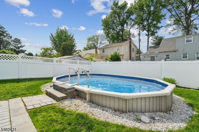 Building Photo - 491 Ragland Dr