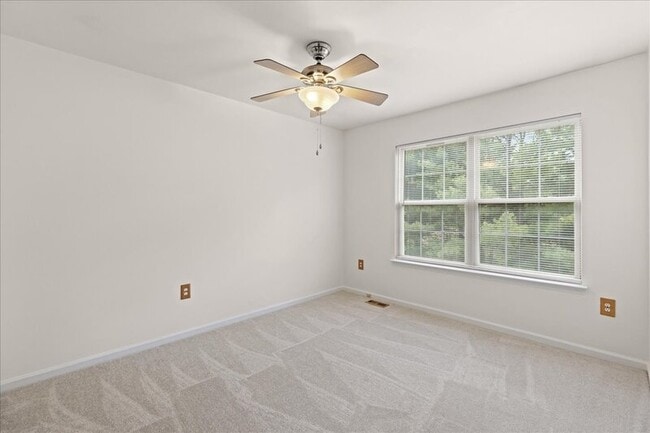 Building Photo - 95 Tattersall Dr