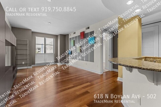 Building Photo - 618 N Boylan Ave