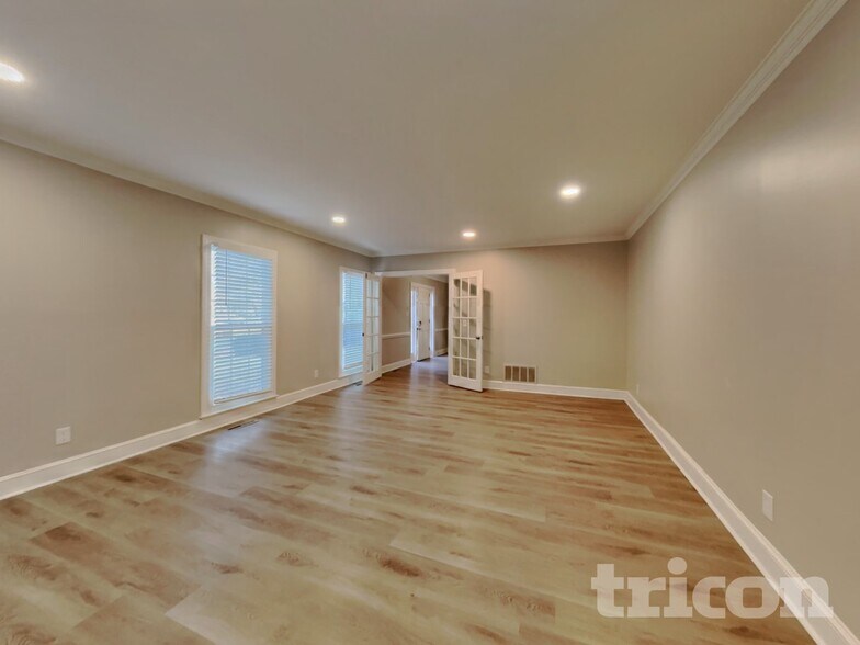 Building Photo - 3600 Tattershall Dr