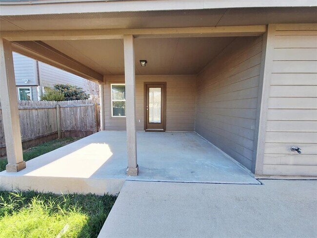 Building Photo - 11613 Faubian Ln