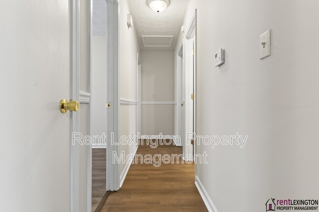 Building Photo - 208 Grayson Ct