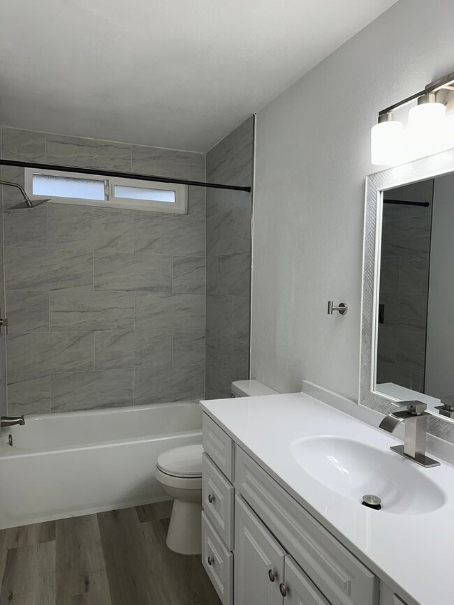 Building Photo - Must see newly remodeled home!!!