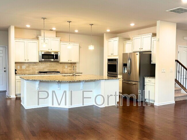 Building Photo - 961 Skywater Dr