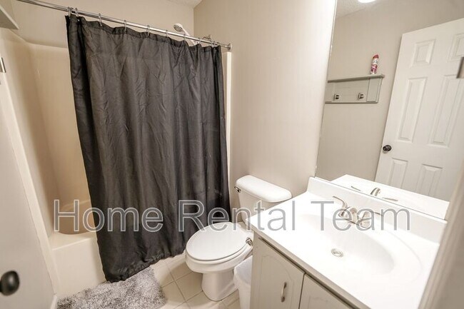 Building Photo - 225 Mt Olivet Church Rd