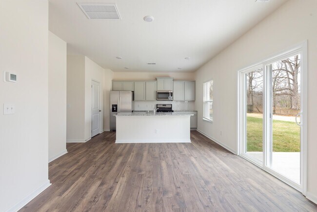 Building Photo - 4742 Willow Bluff Cir