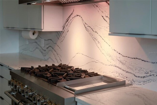 Building Photo - 9004 Santorini Dr