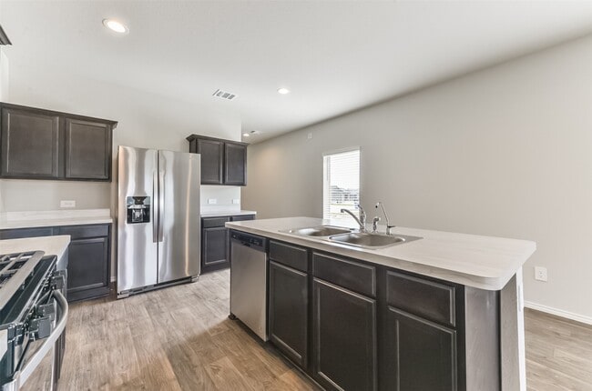 Building Photo - 16524 Cascading Pnes Ct