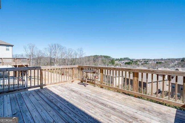 Building Photo - 4215 Miramount Overlook