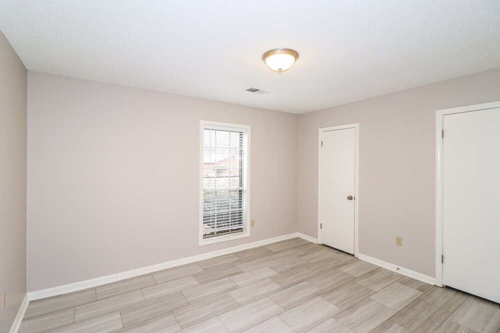 Building Photo - 6424 Barwick Dr