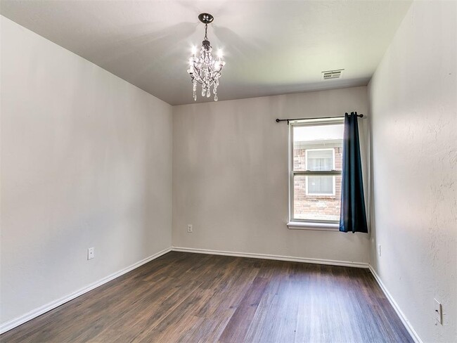 Building Photo - 18100 Calle Way