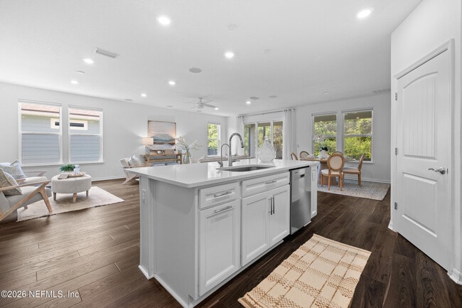 Building Photo - 282 Timber Lgt Trl