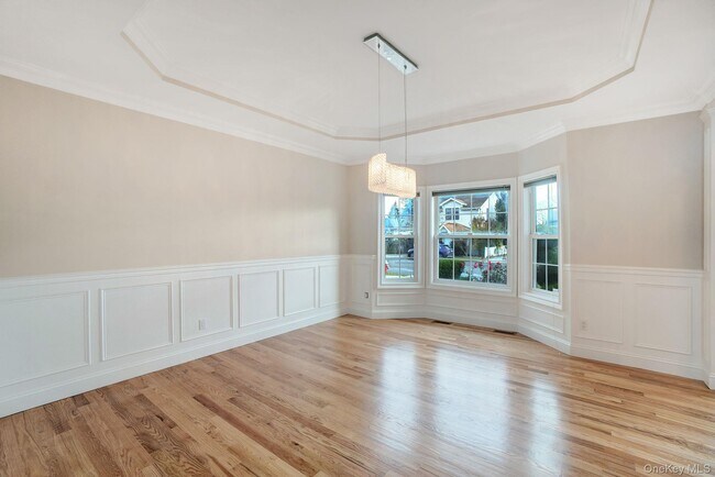 Building Photo - 134-110 10th St