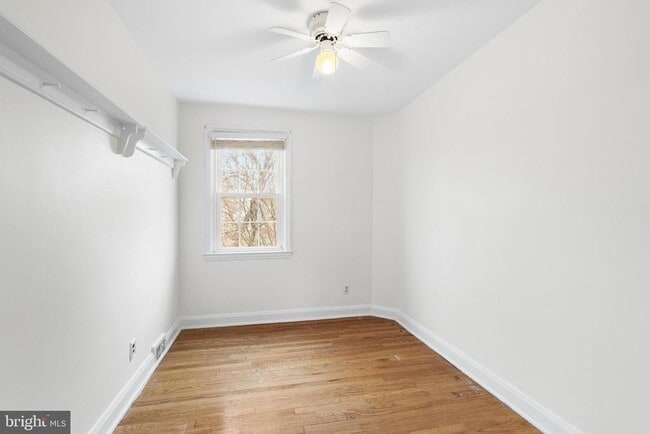 Building Photo - 121 Hopkins Rd