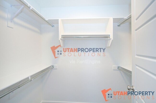 Building Photo - 3069 N 300 W