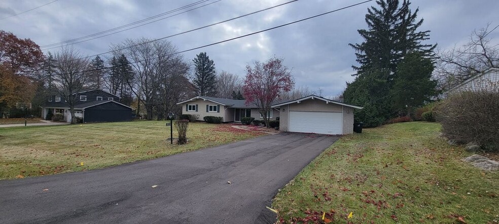 Building Photo - 35527 Springvale St