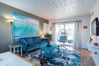 Building Photo - 141 California Ave