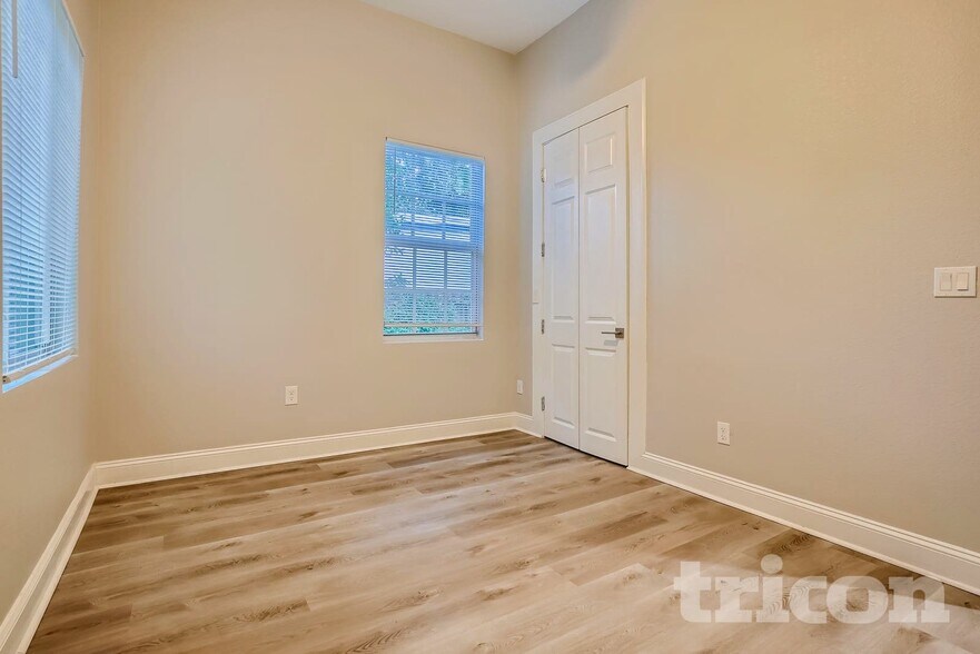 Building Photo - 1912 Carrigan Ave