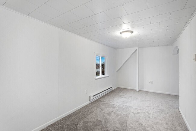 Building Photo - 1518 7th St