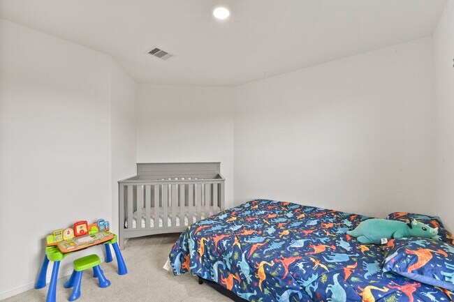 Building Photo - 9931 Cliffside Rdg