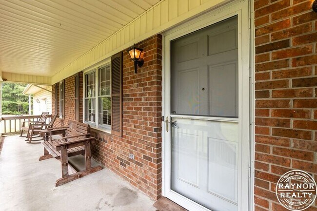 Building Photo - 2198 NC-561