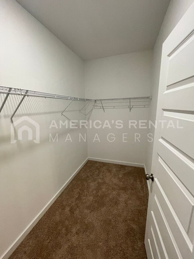 Building Photo - Roomy Home for Rent in Cullman, AL…  View with 48 Hours Notice! 6 Foot Privacy Fence