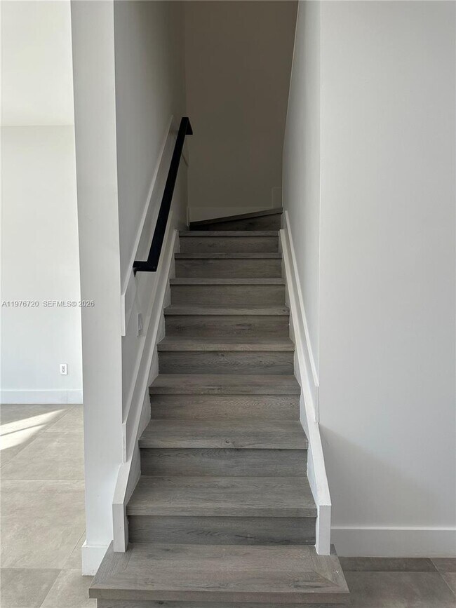 Building Photo - Southwest 32nd Avenue, Fort Lauderdale, FL 33312 - 4 BR 2 BA townhouse