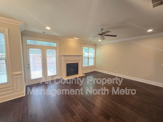 Building Photo - 10600 Arlington Point