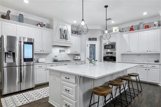 Building Photo - 2533 Windsor Castle Way