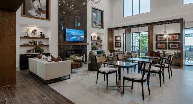 Building Photo - 12100 1/2 Ferrystone Glen Drive-SI ID1240329P