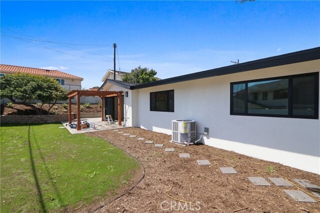 Building Photo - 1703 Pescadores Ave