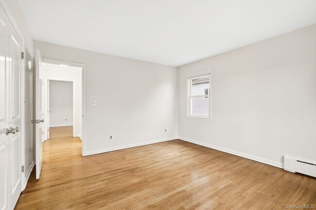 Building Photo - 222 Park Ave