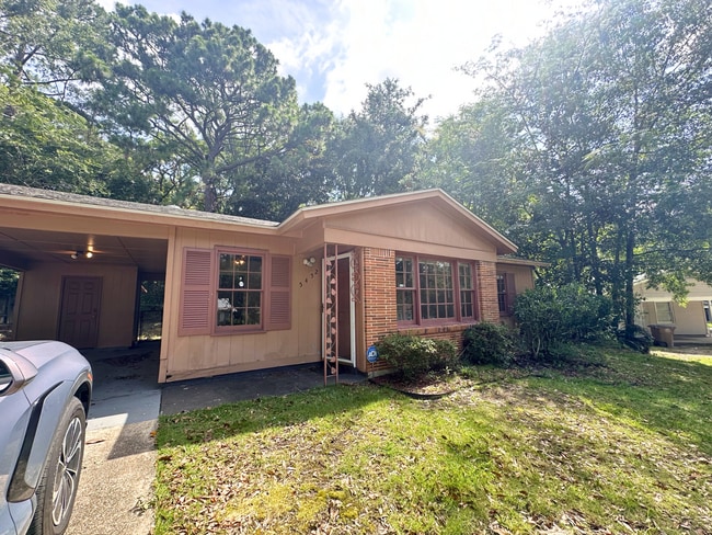 Building Photo - 5452 Ardell Dr