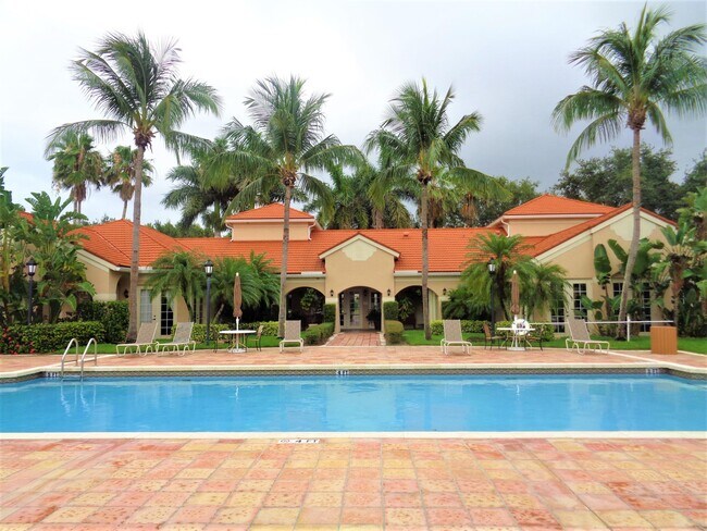 Building Photo - 1650 N 42ND Cir