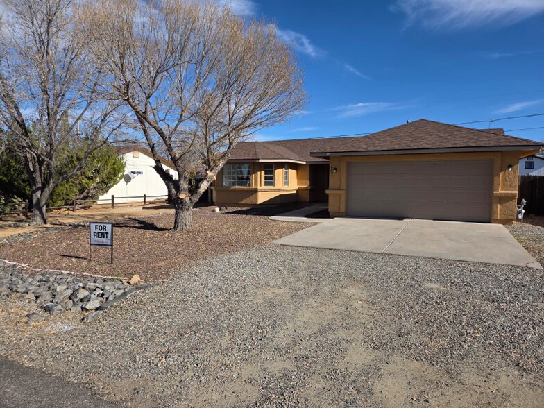 Building Photo - 4885 N Arnold Dr