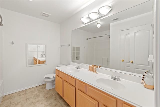 Building Photo - 4504 Skipador Dr