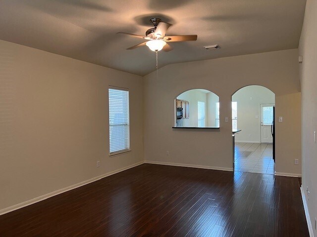 Building Photo - 2134 Thorn Berry Creek Ln