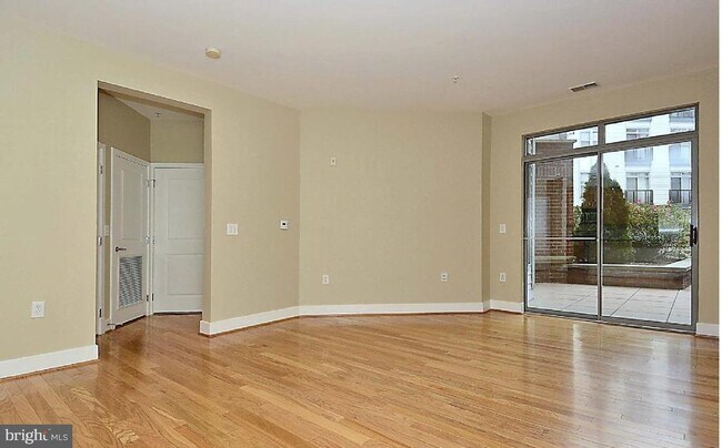 Building Photo - 1800 Wilson Blvd