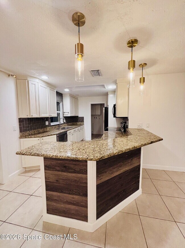 Building Photo - 116 Jupiter Ct