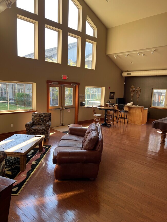 Club house - 113 Oak St