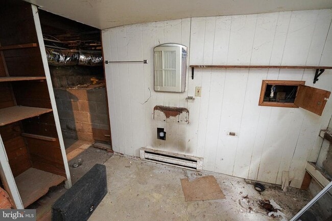 Building Photo - 605 Oak Hill Ave