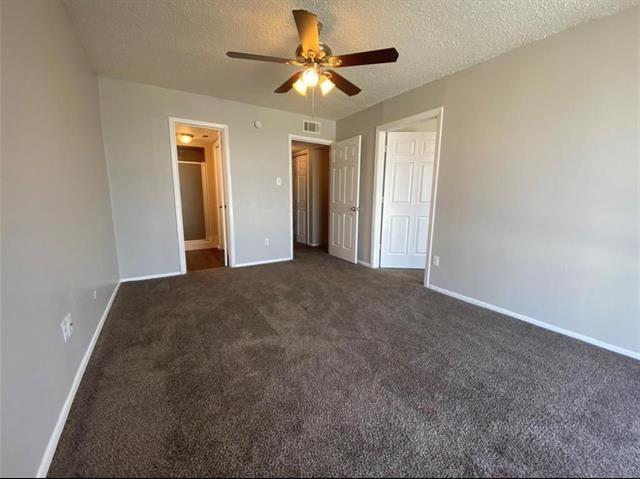 Building Photo - 6327 Walraven Cir