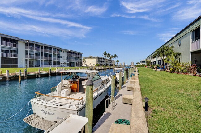 Building Photo - 109 Wettaw Ln