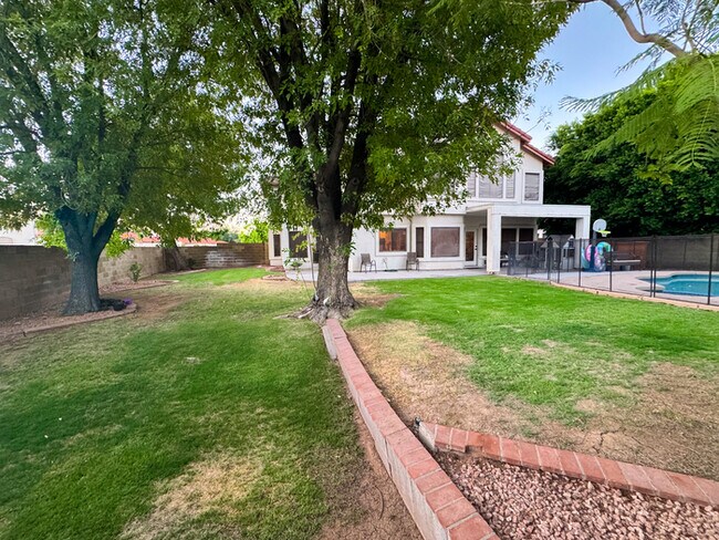 Building Photo - Marshall Ranch Five Bedroom