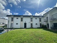Building Photo - 7215 SW 94th Pl